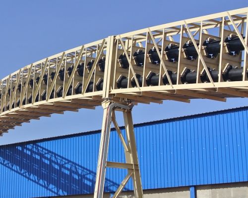 Трубчастий стрічковий конвеєр для сипучих матеріалів